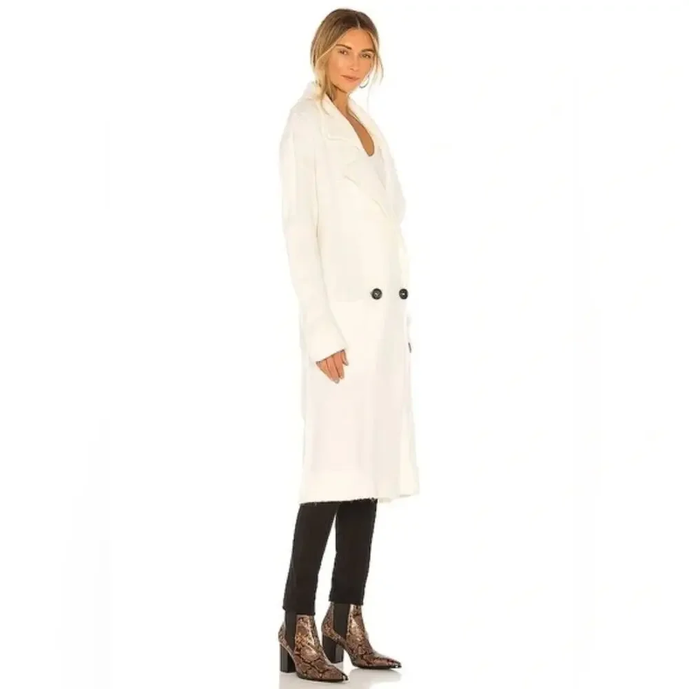 Show Me Your MuMu hit streets